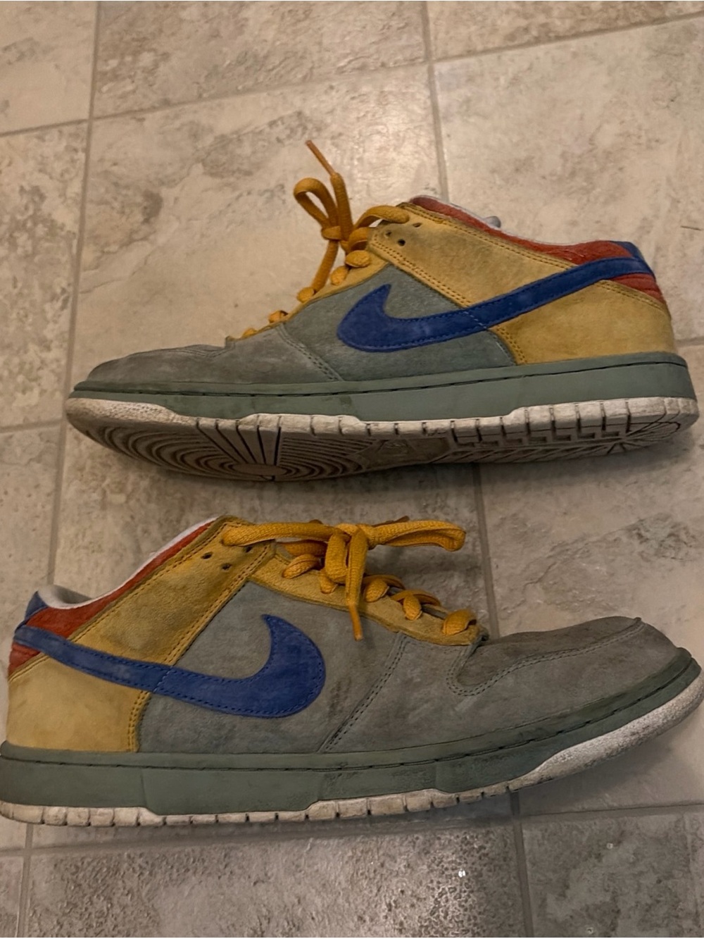 Size 10.5 - Nike Dunk Premium SB Low Puff N Stuff - Picture 3 of 10